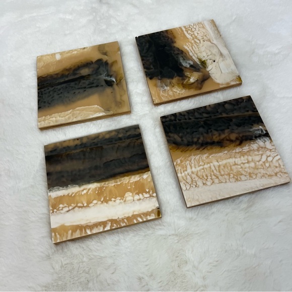 WEST ELM CORDAI SQUARE RESIN COASTERS SET OF 4 IN BROWN - Picture 5 of 12